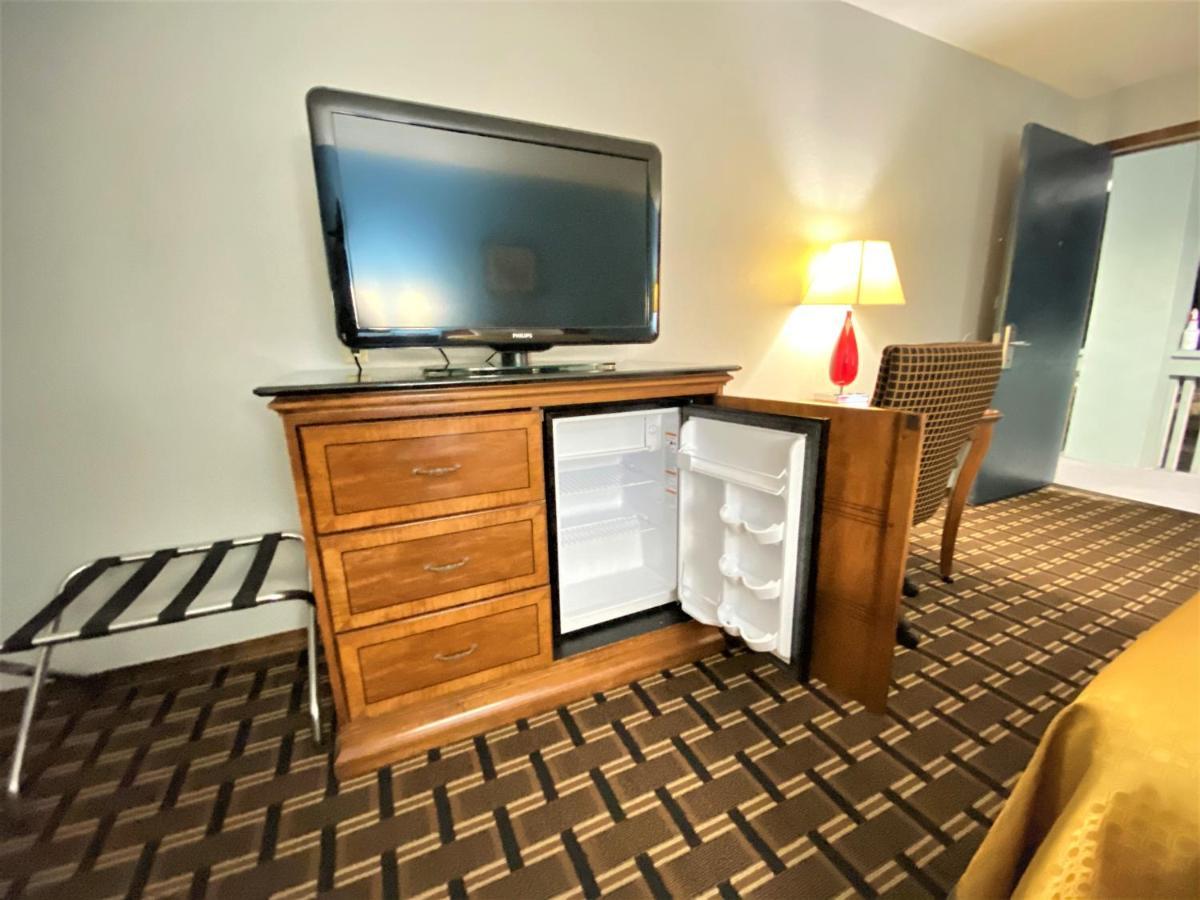 Lakes Inn Warsaw Esterno foto
