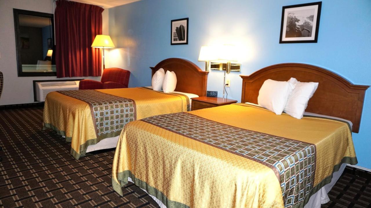 Lakes Inn Warsaw Esterno foto